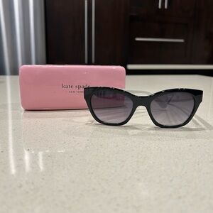 Kate Spade Jerri Sunglasses